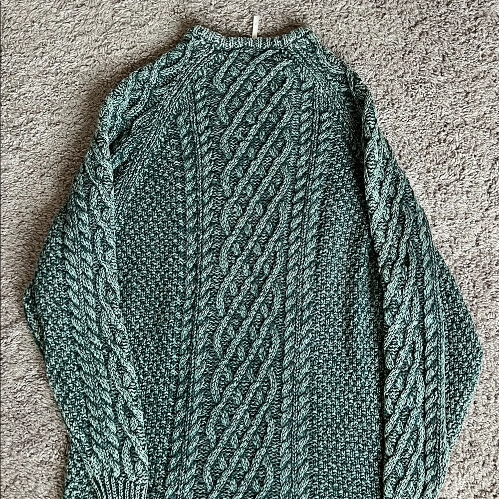 Free People Cable Knit Sweater Dress - like new without tags size small - Picture 4 of 4